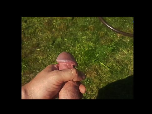 ❤️ Hot hottie får den rosa fitten hennes knullet og kommer med en sprut i en sommerhage Analvideo ved no.eggporncomics.ru ❌️❤